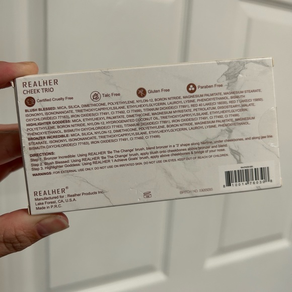 Realher Ultimate Glow Getter cheek trio - Picture 5 of 5